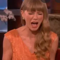 taylor swift crying